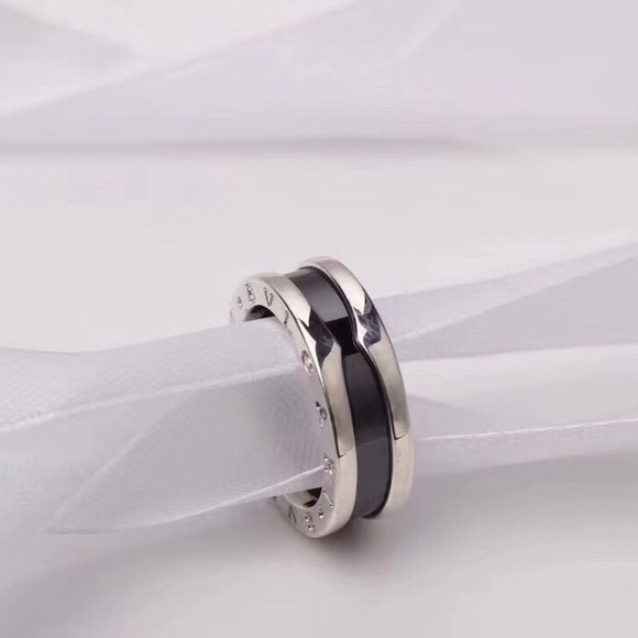 BVLGARI Rings - Picture 3 of 8